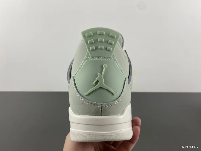 HYPE Jordan (W) 4 Seafoam Air HV0823-003 0816